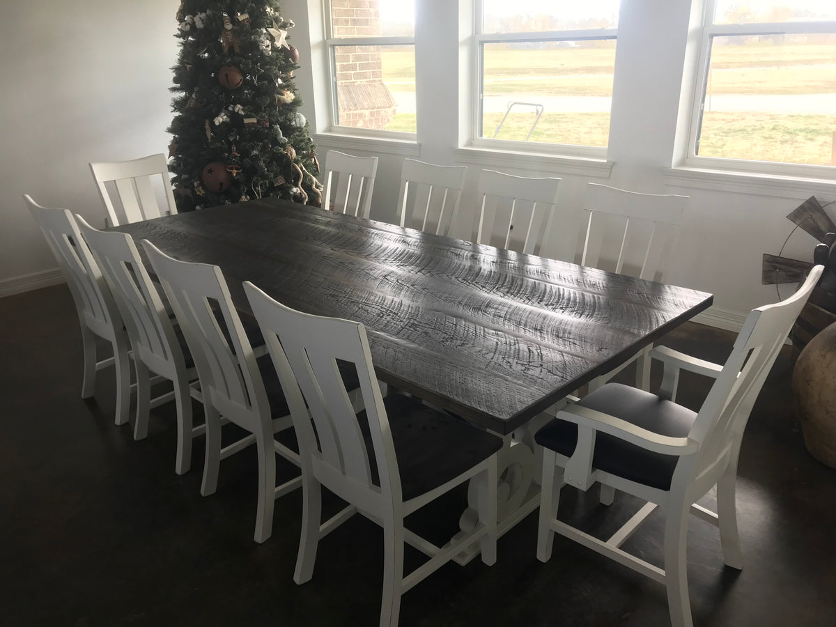 The Arrendale Farm Table