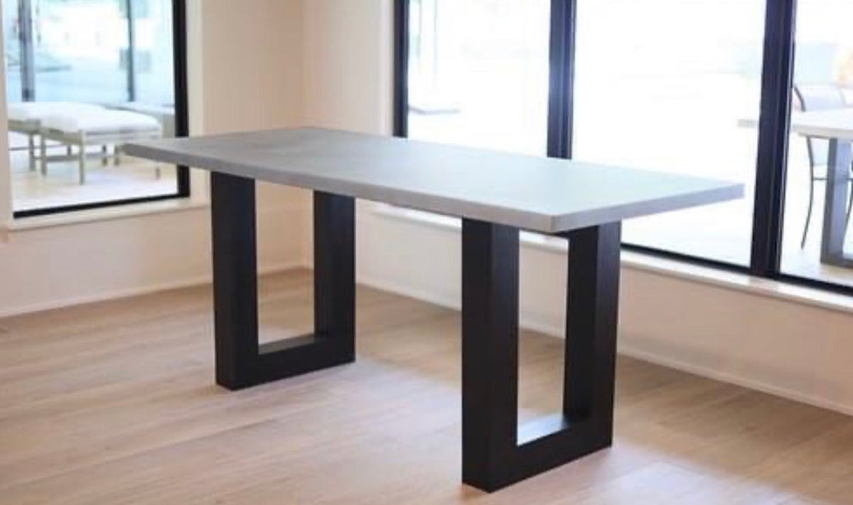 The Modern Traylor Table